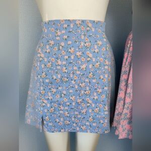 Love on a  hanger - mini skirt